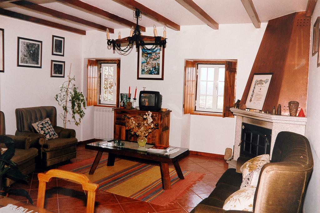 Quinta Do Vale Sanguinho Villa Seia Rum bild